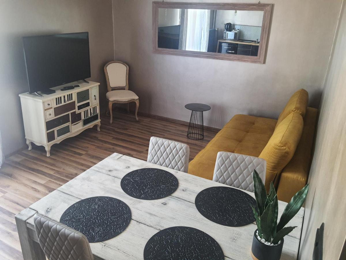 Apartament Nad Fontanna Lägenhet Malbork Exteriör bild